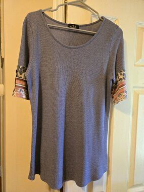 LTX L  gray waffle knit top with leopard accent sleeves, new without tags